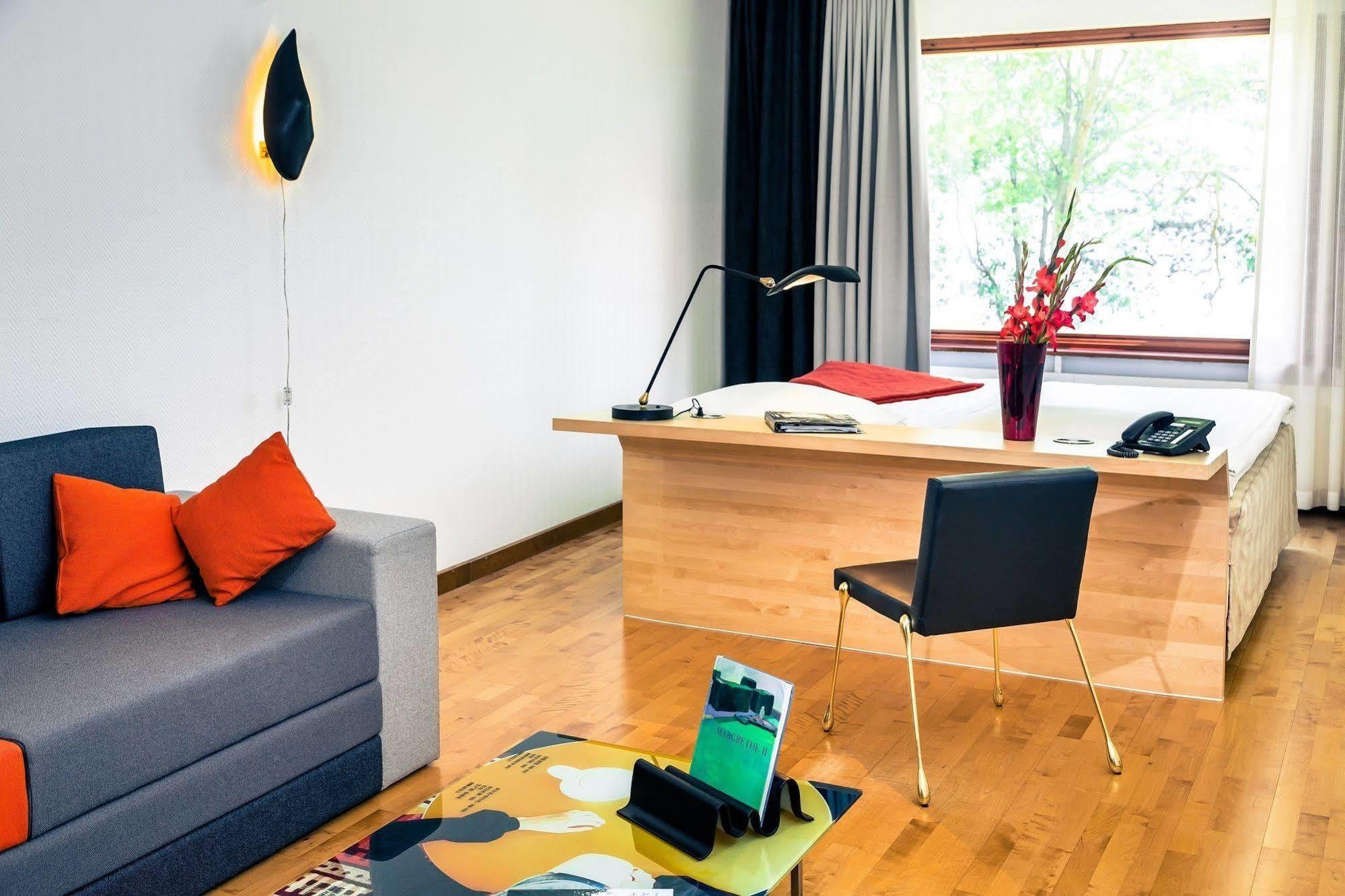 Hotel Hanasaari Espoo Bagian luar foto